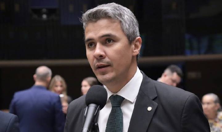 Comissão de Constituição e Justiça aprova incentivo para contratação de pessoas com deficiência além das cotas