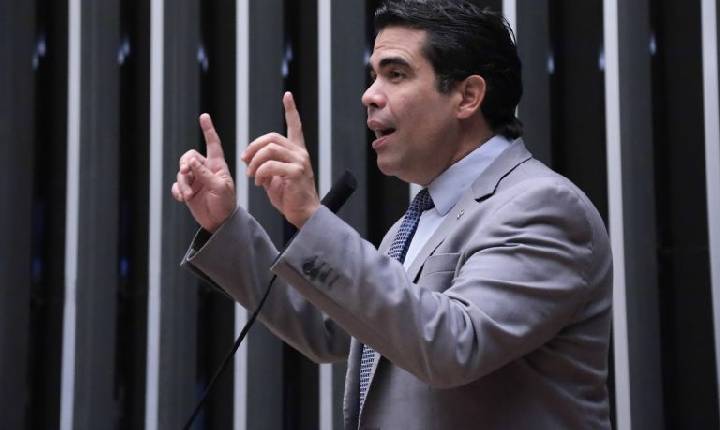 Comissão dispensa renovação periódica da credencial de estacionamento de pessoa com deficiência permanente