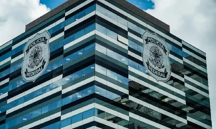 Diretores da PF apoiam Andrei Rodrigues e colocam cargos à disposição