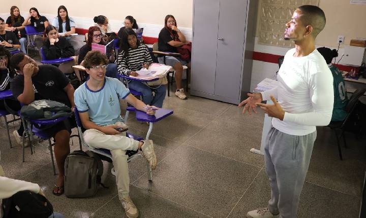 Enem 2026: inscrito automaticamente deve escolher idioma da prova
