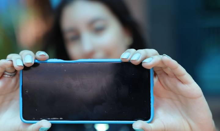 Estudo mostra adolescentes cientes de que internet precisa melhorar