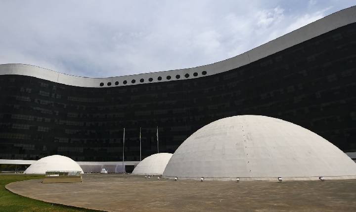 IA pode gerar mais fake news nas eleições, alertam especialistas