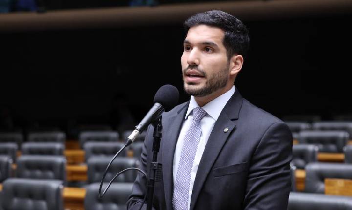 Projeto prevê desconto em multas para motoristas e entregadores de aplicativo