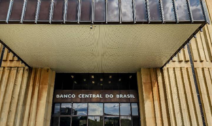 Reunião do Copom começa com expectativa de nova redução da Selic