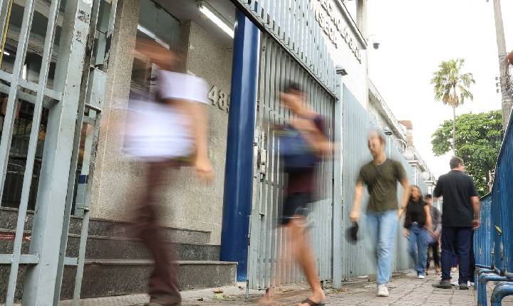 Termina neste domingo prazo escolher idioma da prova do Enem 2026