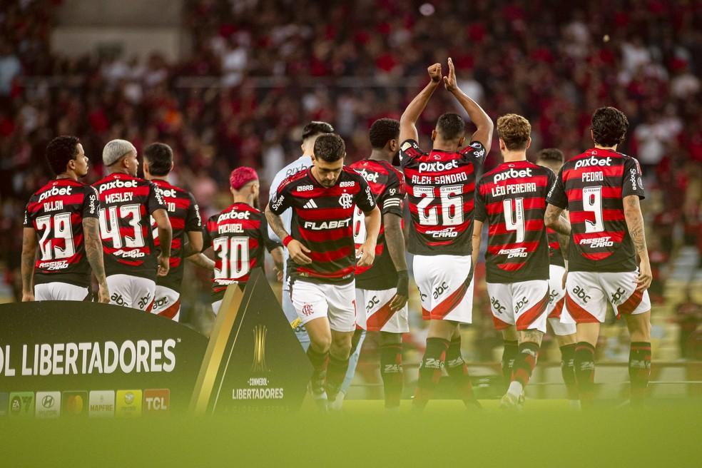 Classificado no sufoco: Flamengo avança na Libertadores, mas preocupa para o mata-mata