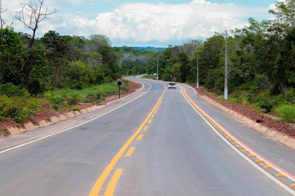 Prefeitura entrega primeira etapa de pavimentação da estrada que liga Santarém à praia de Ponta de Pedras