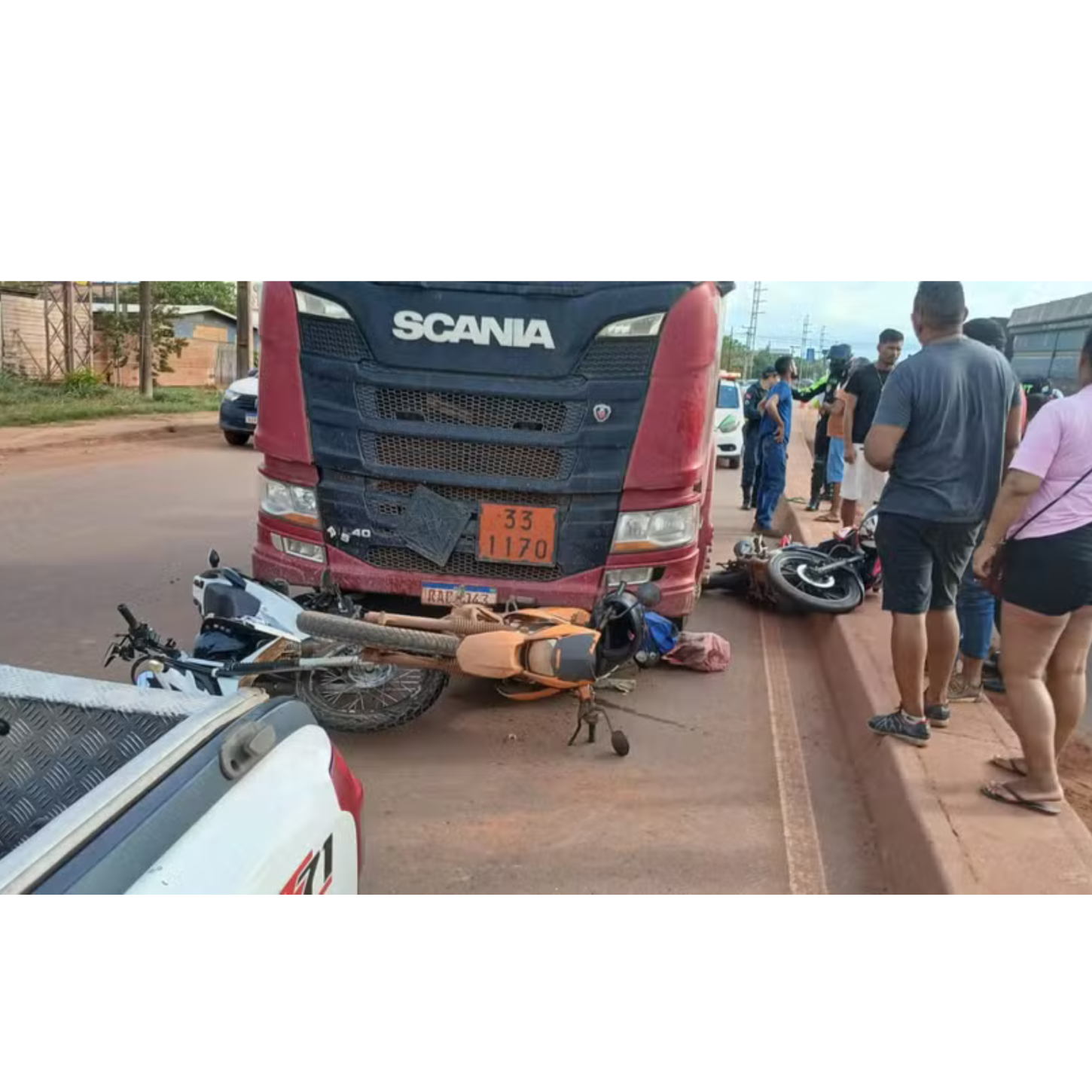 Carreteiro embriagado causa acidente na BR-163 e acaba detido em Santarém