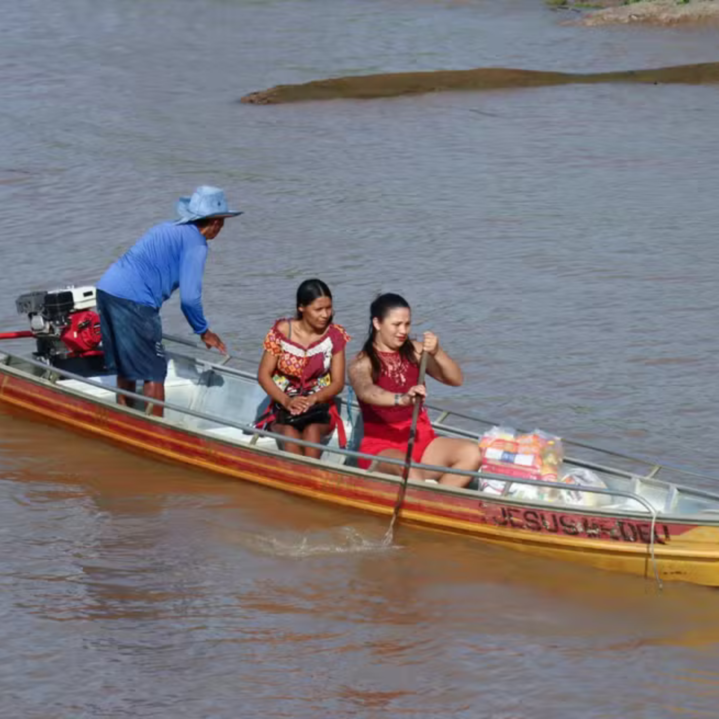 Em Óbidos Governo Federal envia ajuda humanitária a famílias ribeirinhas afetadas por inundação