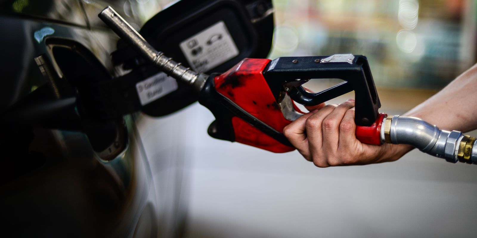 Reajuste do diesel mostra limitações do mercado no Brasil, diz FUP